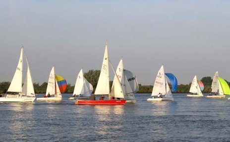 Segelboote Segelboote