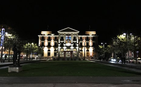Nachtaufnahme des Übersee-Museum Nachtaufnahme des Übersee-Museum