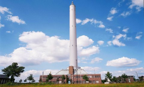 Der Fallturm im Technologie-Park Bremen Der Fallturm im Technologie-Park Bremen