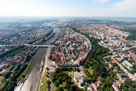 Luftaufnahme der Bremer Innenstadt Luftaufnahme der Bremer Innenstadt