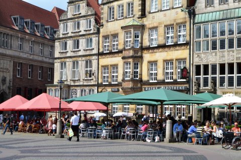 Der Bremer Marktplatz bei Sonnenschein Der Bremer Marktplatz bei Sonnenschein