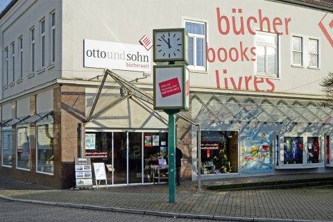 Außenansicht Buchhandlung Otto & Sohn in Vegesack Außenansicht Buchhandlung Otto & Sohn in Vegesack