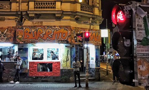 Die Sielwall-Kreuzung bei Nacht. Die Sielwall-Kreuzung bei Nacht.